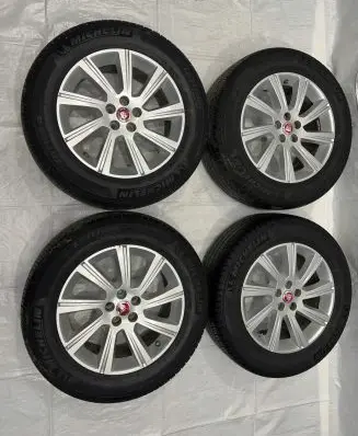 Jaguar E-Pace R18 alloy rim 