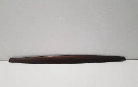 Dashboard glove box trim