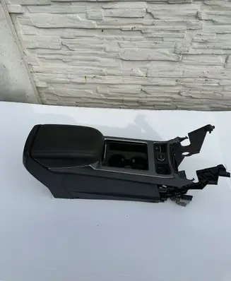 Ford Kuga II Armrest 