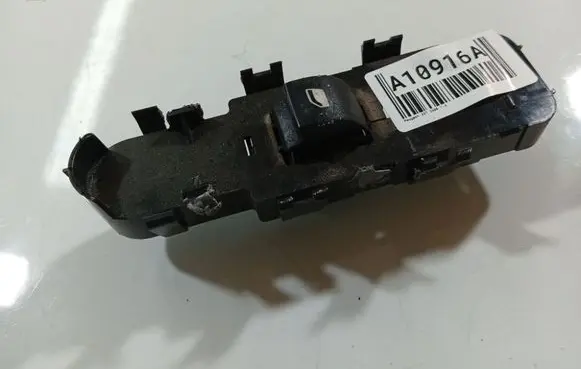 Peugeot 207 Electric window control switch 96548606
