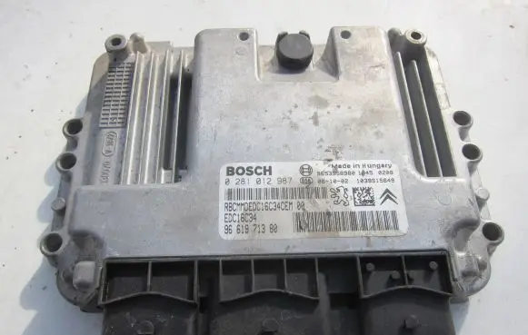 Citroen C5 Engine control unit/module 9661971380 0281012987