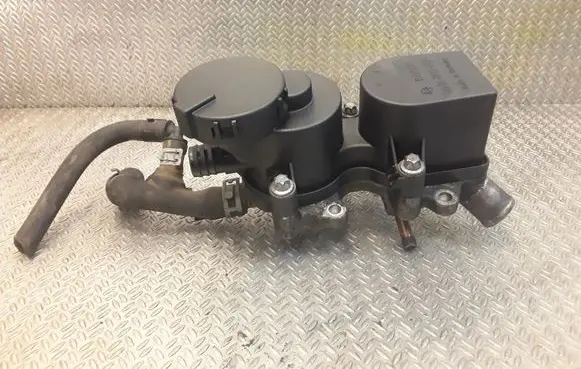 Mercedes-Benz A W169 Oil breather separator A6400101062 6400101062