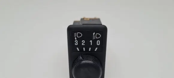 Nissan Sunny Headlight level height control switch