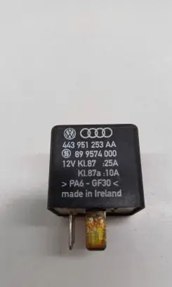 Audi A4 S4 B5 8D Other relay 443951253AA 219