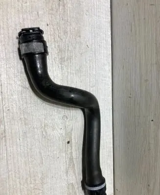Opel Crossland X Engine coolant pipe/hose
