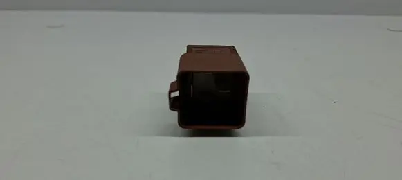 Peugeot 5008 II Other relay 17325003001