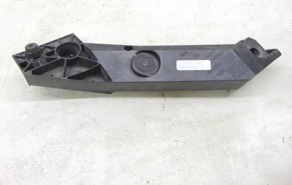 Renault Trafic III (X82) Radiator support slam panel bracket 625001299R