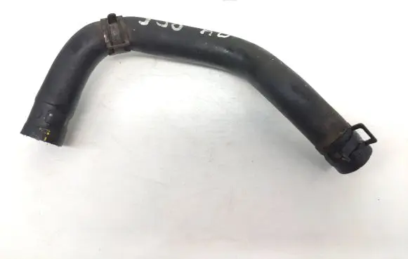 Toyota RAV 4 (XA30) Engine coolant pipe/hose 051104