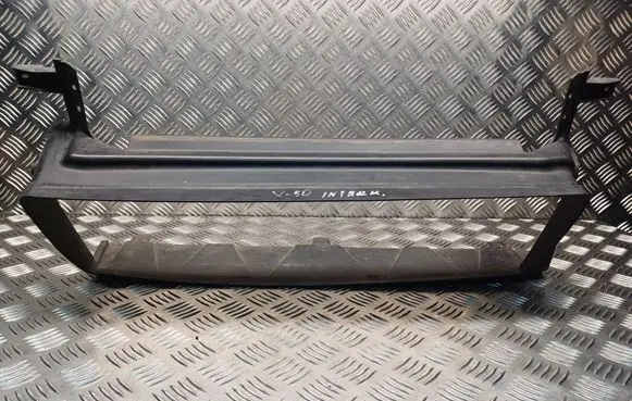 Volvo V50 Intercooler air channel guide 3984