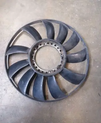 Audi A4 S4 B5 8D Fan impeller 058121301b