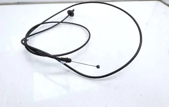 Chevrolet Captiva Engine bonnet/hood lock release cable 