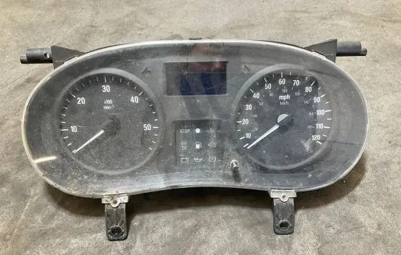 Renault Master II Speedometer (instrument cluster) P8200408680 216784373 NS81692801