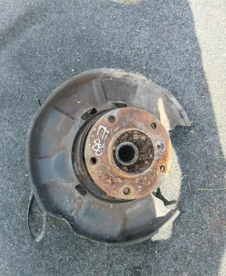 BMW 1 E82 E88 Rear wheel hub