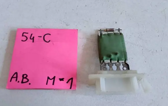 Mercedes-Benz A W168 Heater blower motor/fan resistor 