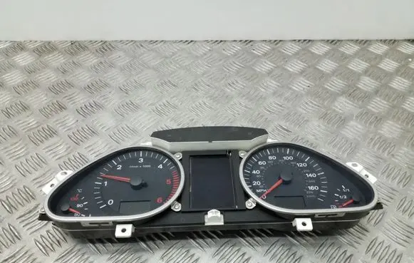 Audi A6 S6 C6 4F Speedometer (instrument cluster) 4F0920950H