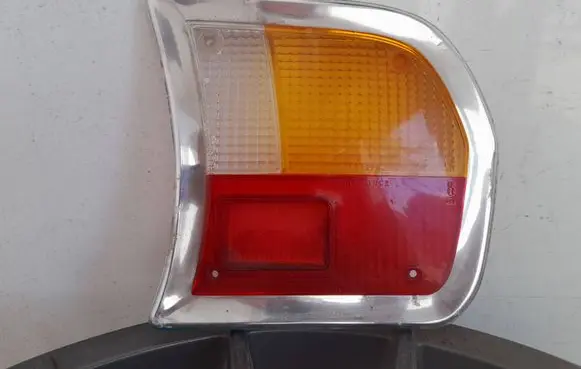 Peugeot 504 Tail light lenses 627B