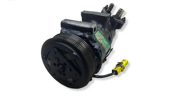 Peugeot 307 Air conditioning (A/C) compressor (pump) 9646273880KASACJA 9646273880