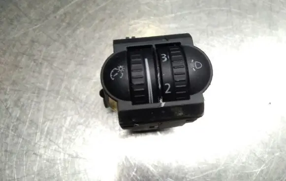 Volkswagen Golf V Headlight level height control switch 1K0941333