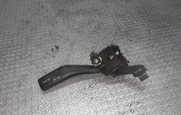 Volkswagen Golf V Indicator stalk 1K0953513