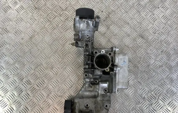 SsangYong Rexton Oil filter mounting bracket A6711800265