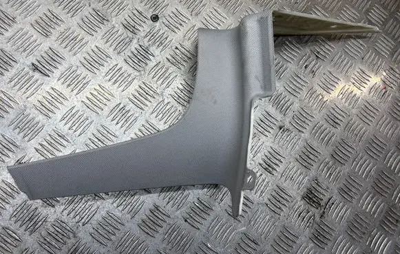 BMW 5 GT F07 (D)pillar trim (top) 9137202