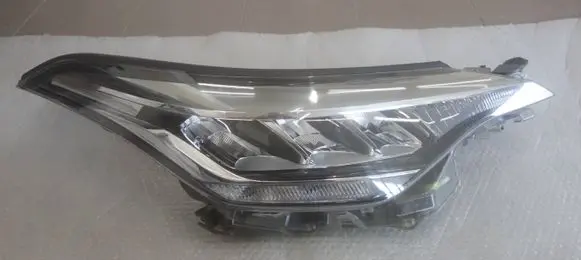 Toyota C-HR II Headlight/headlamp 200090323 18680F 81110F4180