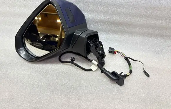 Audi Q3 F3 Front door electric wing mirror 81A857535H 818949145 838857409H