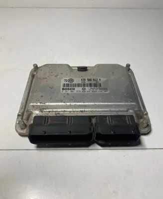 Volkswagen Golf IV Engine control unit/module 038906012M 28SA4240 0281001979
