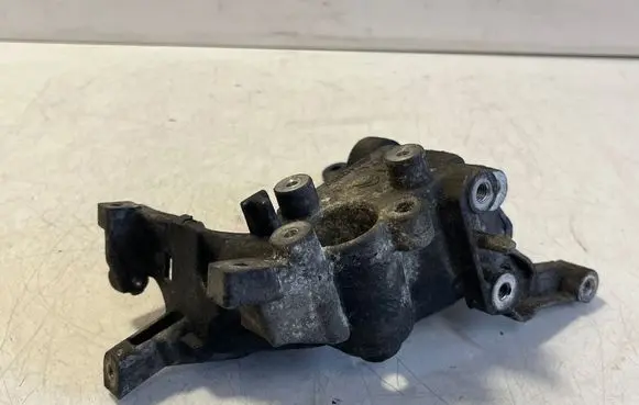 Peugeot Expert Engine mounting bracket 9804121180