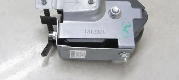 Toyota RAV 4 (XA40) Alarm system siren 89040-42011