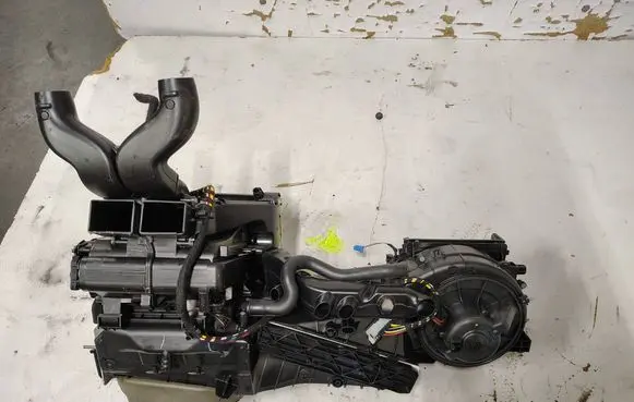 Volkswagen PASSAT B7 Interior heater climate box assembly 3C1820003FL
