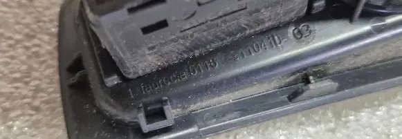 BMW 1 E81 E87 AUX in-socket connector 6930561