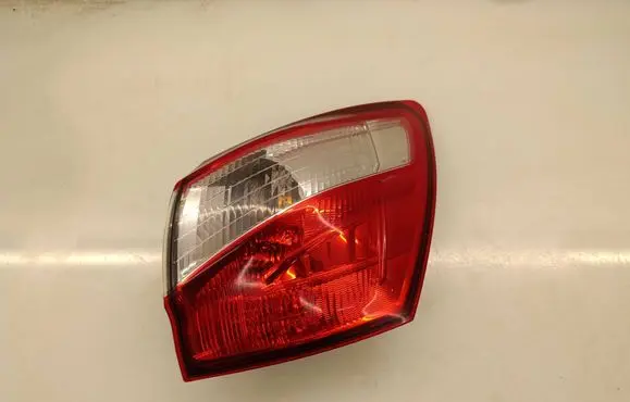 Nissan Qashqai+2 Rear/tail lights 