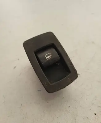 BMW 1 E81 E87 Electric window control switch 15939900