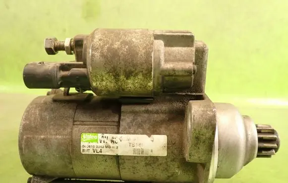 Volkswagen PASSAT B6 Starter motor 02M911023NTS18E3