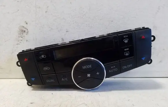 Nissan Navara D23 Climate control unit 275004JA1A