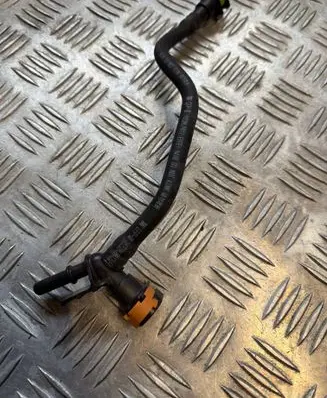 Toyota RAV 4 (XA50) Engine coolant pipe/hose 9408