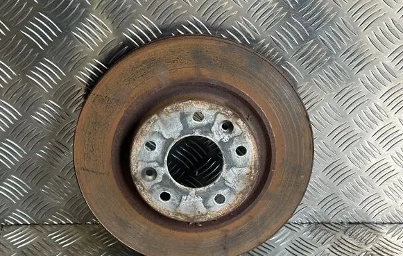Nissan Leaf I (ZE0) Front brake disc