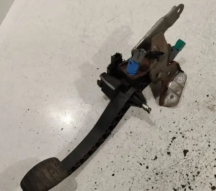 Clutch pedal