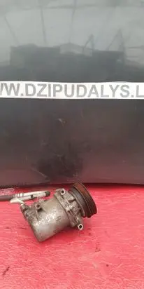 Dacia Duster Air conditioning (A/C) compressor (pump) 8201025121 M21DE200117 A42011A8402000