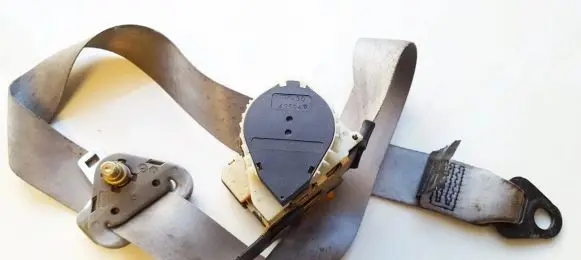Renault Scenic I Front seatbelt 432479b 33008569
