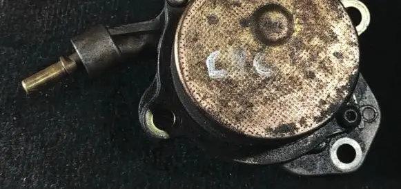 Citroen C8 Vacuum pump