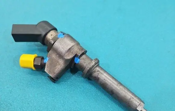 Citroen Berlingo Fuel injector 9636819380 IMPRK1561341