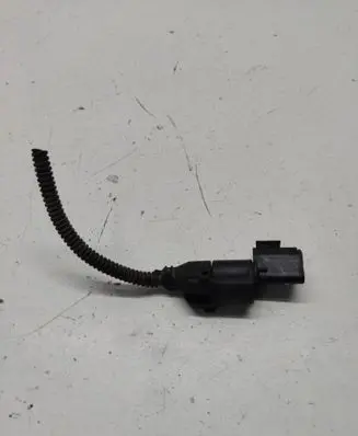 KIA Carens I Other engine bay part TCF01KF12