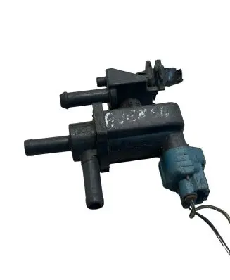 Toyota Avensis T220 Valve vacuum 9008091231 H1362002740