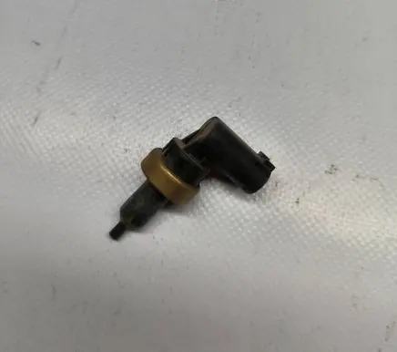Coolant temperature sensor