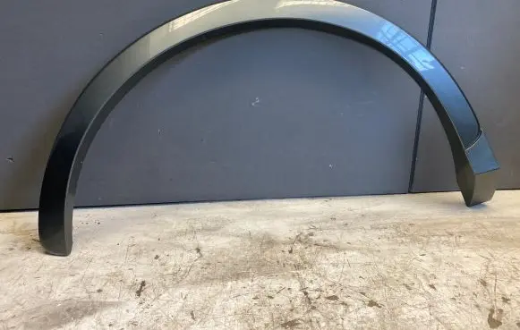 Audi Q3 8U Rear arch 8U0853818