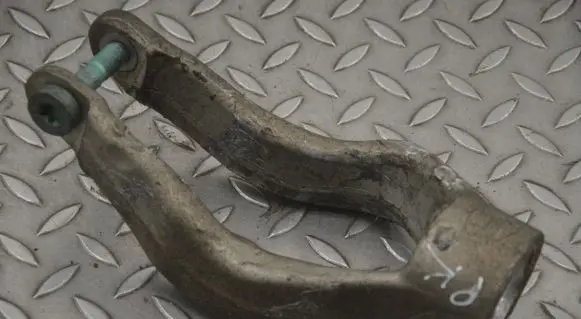 Jaguar I-Pace Front lower control arm/wishbone J9D33463AA