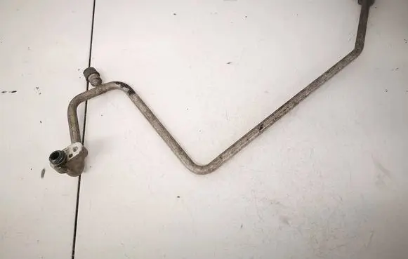 Toyota Avensis T250 Air conditioning (A/C) pipe/hose 
