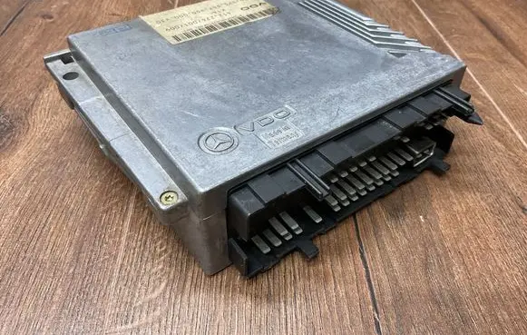 Mercedes-Benz S W140 Engine control unit/module ECU 1405456732 A1405456732